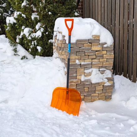 Лопата для уборки снега поликарбонат Сибртех, 465х410х1390 мм, стальной черенок, усиленная 61655 купить в Ижевске