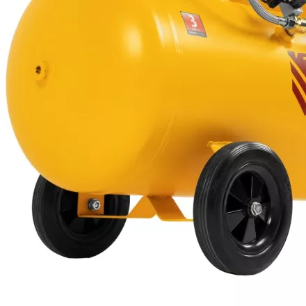 Компрессор безмасляный, малошумный DLS 1800/100,1800 Вт, 3x600, 100 л, 345 л/мин// Denzel 58028 купить в Ижевске