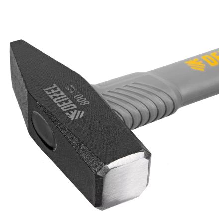 Молоток слесарный, 800 г Denzel 10488, кованый, фибергласовая рукоятка c TPR покрытием купить в Ижевске