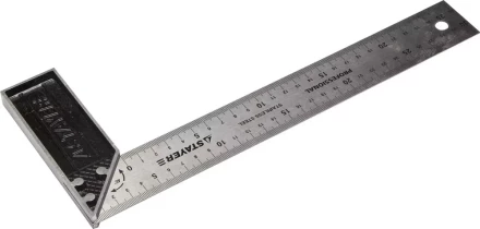 Угольник STAYER "PROFI" столярный, гравированная шкала, нержавеющее полотно 37мм, 300мм 3431-30_z01 купить в Ижевске