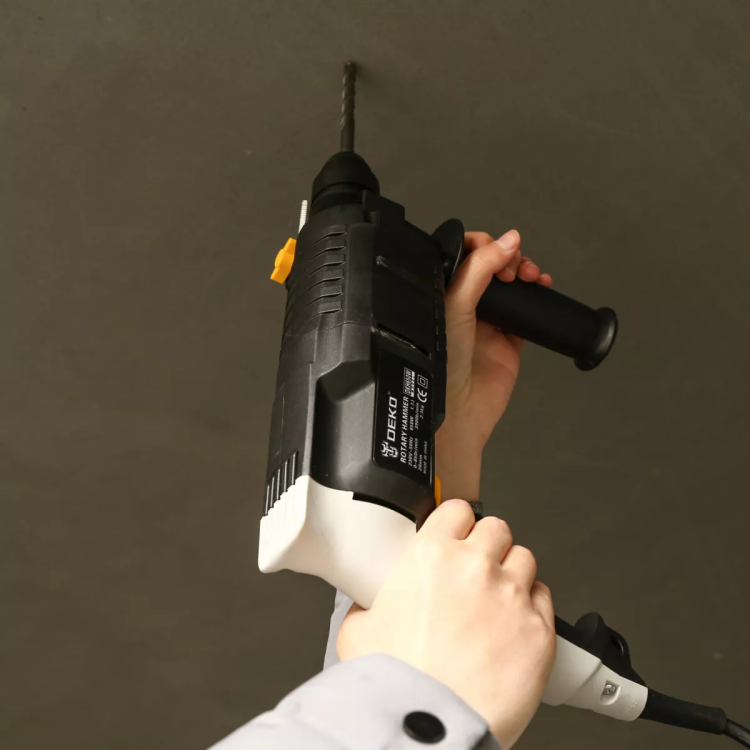 Перфоратор DKH650W DEKO, 063-4110, в кейсе купить в Ижевске