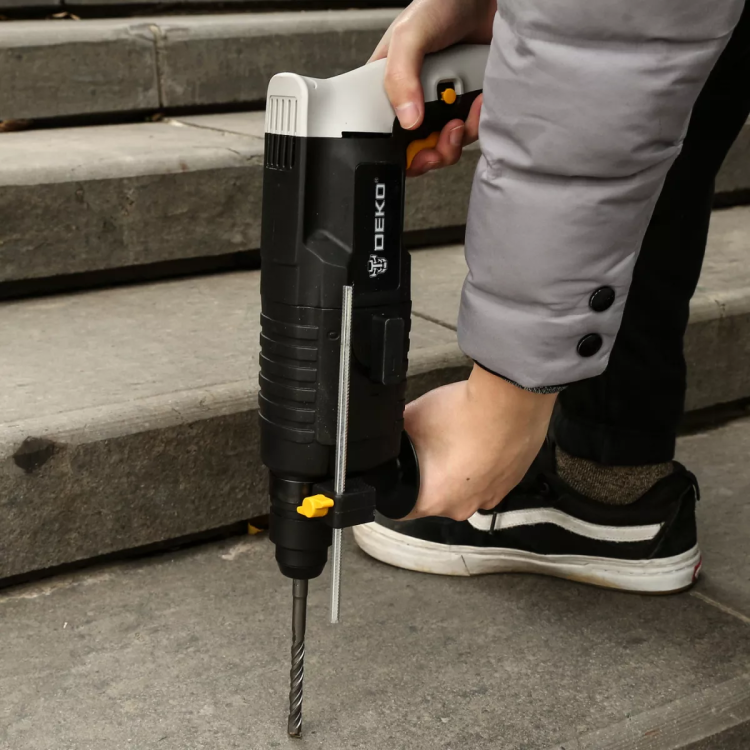 Перфоратор DKH650W DEKO, 063-4110, в кейсе купить в Ижевске