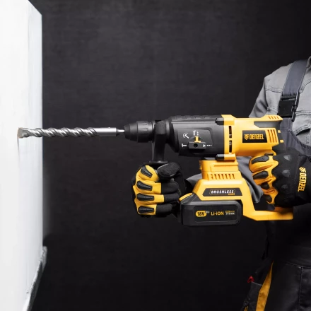 Бур по бетону Denzel, 22 x 260 мм, двойная спираль, три пылеотводящие кромки, 705052 купить в Ижевске