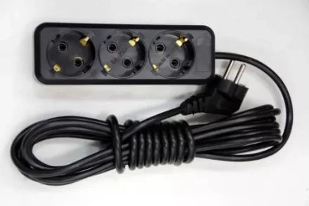 Удлинитель бытовой 5,0м 3роз. ЭНКОР 1/25 У16-00 69572 купить в Ижевске