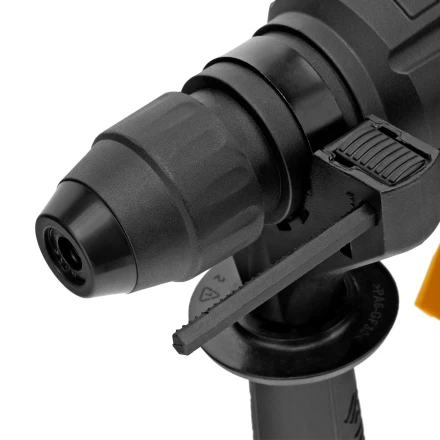 Перфоратор аккумуляторный BLRH-IB-26-0 Li-Ion, 18 В Denzel 26702 купить в Ижевске