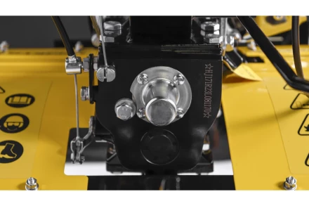 Мотоблок Champion BC7723/1 (7лс 2F/1R 85см 35см 3,6л 71кг, колеса 4/10&quot; ВОМ) купить в Ижевске