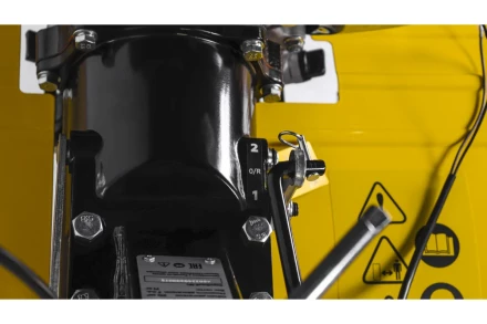 Мотоблок Champion BC7723/1 (7лс 2F/1R 85см 35см 3,6л 71кг, колеса 4/10&quot; ВОМ) купить в Ижевске