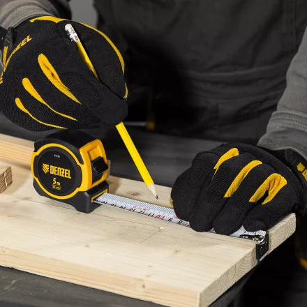 Рулетка Denzel 5м х 25мм, двухкомп. корпус, магнитный обрезиненный зацеп, 31532 купить в Ижевске