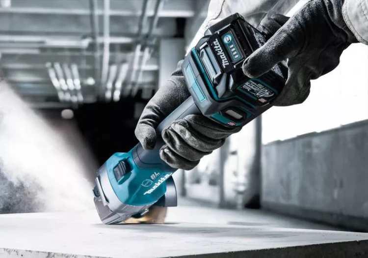Угловая шлифовальная машина XGT Makita GA004GM201 купить в Ижевске