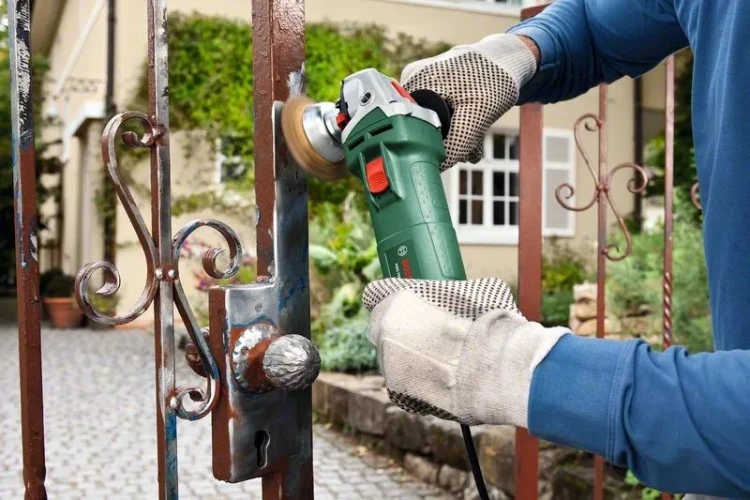 Углошлифовальная машина BOSCH PWS 700-115 (0.603.3A2.020) купить в Ижевске