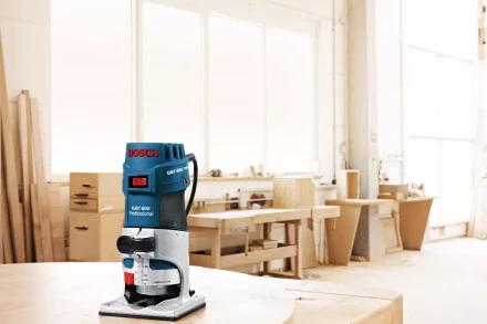 Фрезер кромочный Bosch GKF 600 0.601.60A.100 в кейсе купить в Ижевске