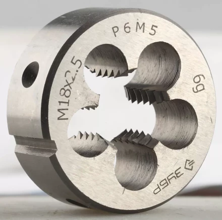 Плашка ЗУБР &quot;ЭКСПЕРТ&quot; круглая машинно-ручная для нарезания метрической резьбы, М18 x 2,5 4-28023-18-2.5 купить в Ижевске