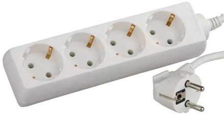 Удлинитель СВЕТОЗАР электрический с заземлением, евро, 4 гнезда, 3м SV-55043-3 купить в Ижевске