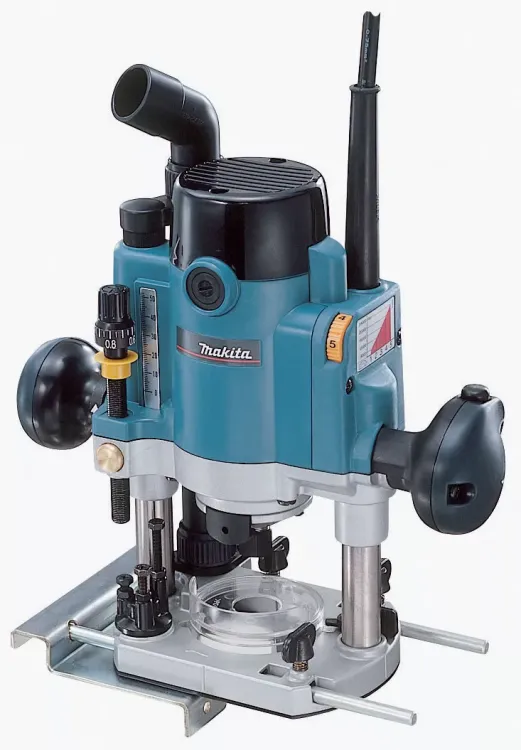 Фрезер Makita RP1110C купить в Ижевске