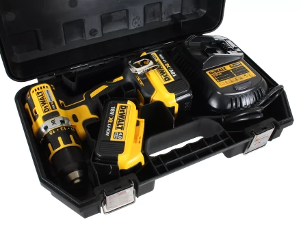 Аккумуляторная дрель шуруповерт DeWalt DСD 790 P2 купить в Ижевске