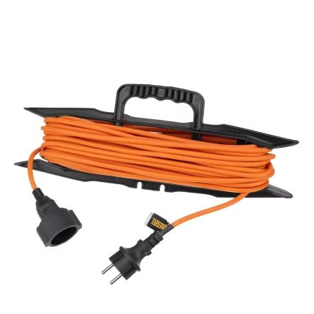 Удлинитель-шнур силовой Denzel Garden Series 37404, б/з, ПВС, 20м, 1 розетка, 2 x 1,5 мм, 3 м купить в Ижевске