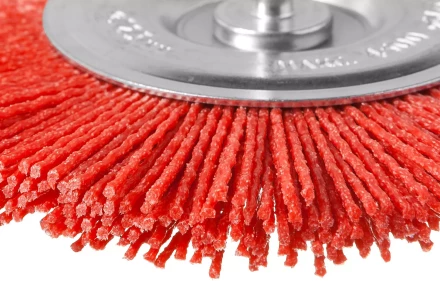 ЗУБР &quot;ПРОФЕССИОНАЛ&quot;. Щетка дисковая для дрели, нейлоновая проволока с абразивным покрытием, 75мм 35161-075_z02 купить в Ижевске