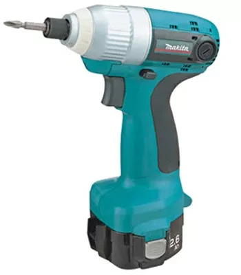 Аккумуляторный ударный шуруповёрт Makita 6980FDWAE купить в Ижевске