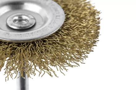 Кордщетка HAMMER плоская 63мм для дрели гофрированная латунированная сталь (207-206) купить в Ижевске