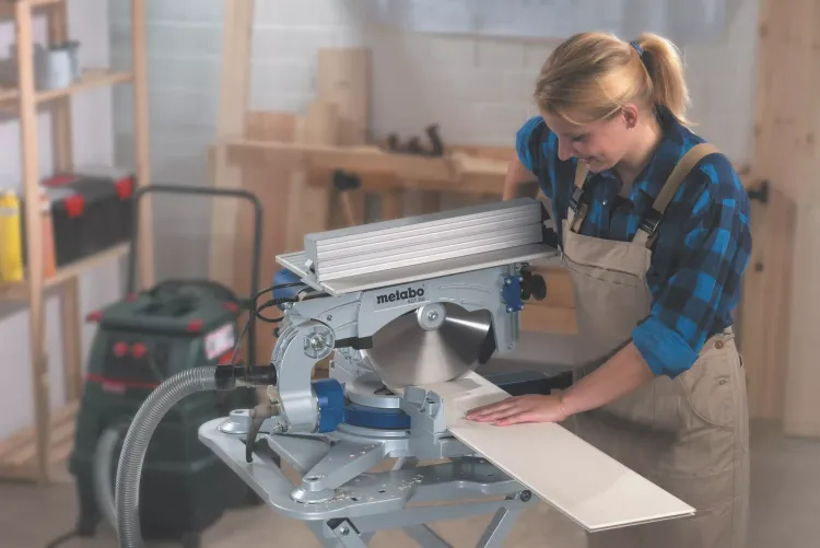 Пила торцовая Metabo KGТ 300 комби купить в Ижевске