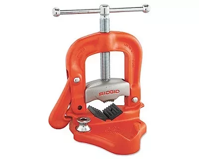 Верстачные откидные тиски 21  40080 купить в Ижевске