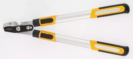 Набор: Сучкорез телескопический 22-29” и секатор прямого реза Denzel 7760505 купить в Ижевске