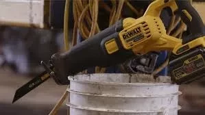 Пила сабельная DCS388N FLEXVOLT DeWalt аккумуляторная купить в Ижевске