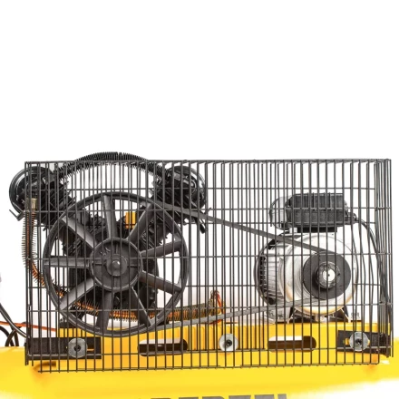 Компрессор воздушный BCV2200/100, ременный привод, 2.2 кВт, 100 литров, 370 л/мин Denzel 58110 купить в Ижевске