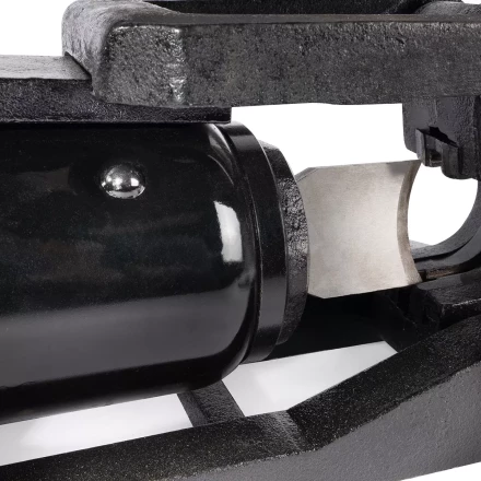 Тросорез гидравлический КВТ ТГС-48 для резки стальных тросов до 48 мм (89256) купить в Ижевске