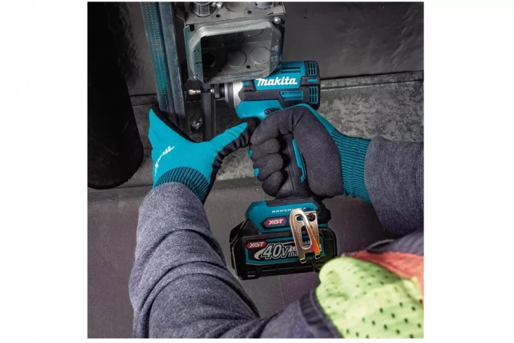 Бесщеточный 40V ударный шуруповерт (импакт) Makita TD003GA201 купить в Ижевске