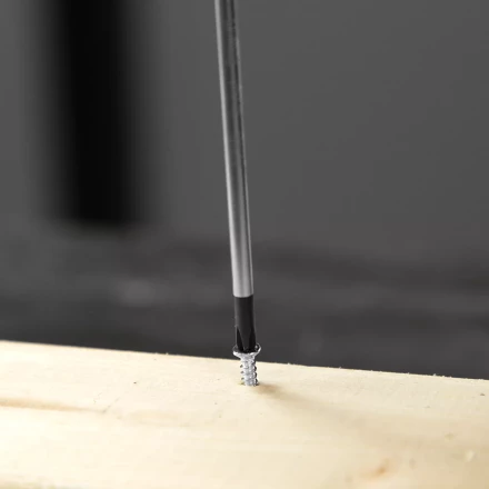 Отвертка, PH0х75 мм, S2, 3к рукоятка Denzel 121717 купить в Ижевске