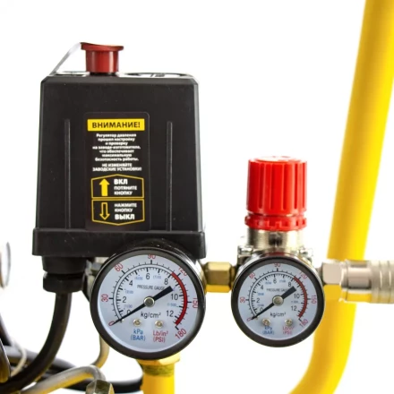 Компрессор воздушный, прямой привод DC1500/50, 1.5 кВт, 50 литров, 220 л/мин Denzel 58161 купить в Ижевске