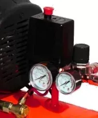 Компрессор масляный поршневой прямой привод Elitech КПМ 200/24 ПРОМО купить в Ижевске