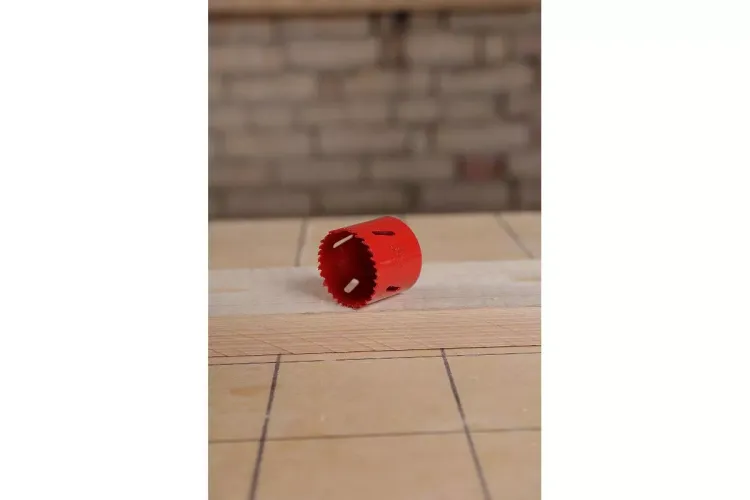 Коронка биметаллическая HAMMER Ф51х38мм 5/8" BiMETALL (224-010) купить в Ижевске