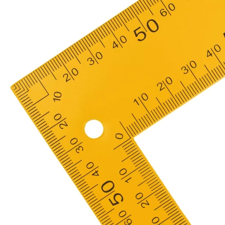 Угольник стальной Denzel, 200 х 300 мм, 32388 купить в Ижевске