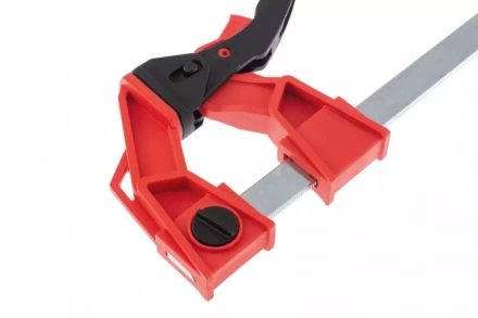 Струбцина реечная быстрозажимная усиленная пластиковый корпус рычажно-храповой механизм 150 х 100 х 306 мм штанга 5 х 22 мм Matrix 20725 купить в Ижевске