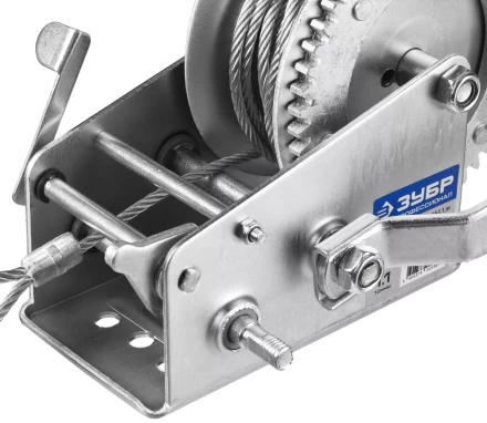 Лебедка ручная барабанная ЗУБР &quot;ПРОФЕССИОНАЛ&quot;, тяговая, тросовая, 1,1т, 8м 43113-1.1_z01 купить в Ижевске