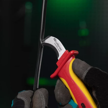 Нож диэлектрический Сибртех до 1000 В, для снятия оплетки электрокабелей 78808 купить в Ижевске