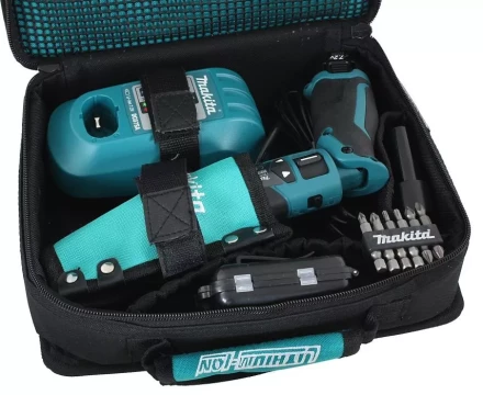 Аккумуляторная ударная отвертка Makita TD021DSE купить в Ижевске