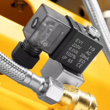 Компрессор безмасляный, малошумный  DLS 2250/100, 2250 Вт, 3x750, 100 л, 410 л/мин блок управления/ Denzel 58029 купить в Ижевске