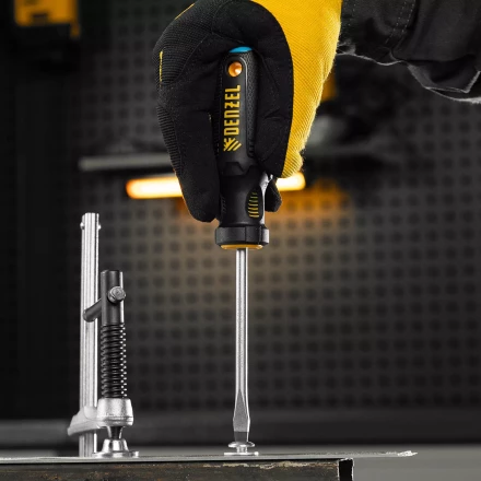 Отвертка, SL6x100 мм, S2, 3к рукоятка Denzel 121987 купить в Ижевске