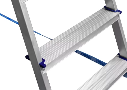 Лестница-стремянка СИБИН алюминиевая, 8 ступеней, 166 см 38801-8 купить в Ижевске