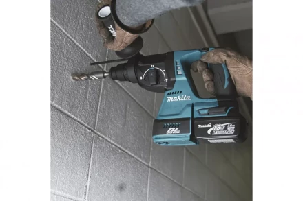 Аккумуляторный перфоратор Makita DHR242RT купить в Ижевске