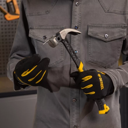 Молоток-гвоздодёр Denzel 10466, 450 г, цельнокованый,боек с магнитом, двухкомп. обрезин. рук-ка купить в Ижевске