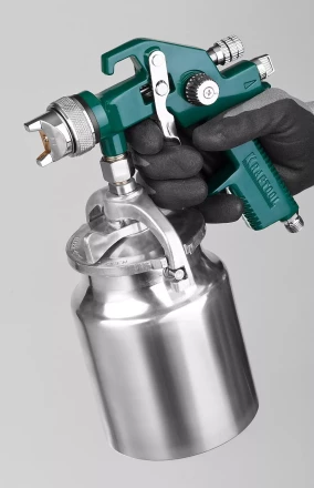 Краскопульт пневматический KRAFTOOL AirKraft, HVLP, с нижним бачком, 1,4мм 06520-1.4 купить в Ижевске