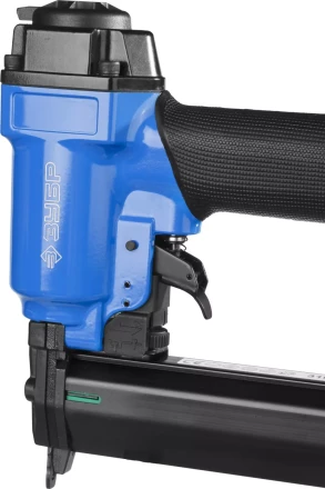 Степлер (гвозде/скобозабиватель) пневматический для скоб тип 55 (16-30 мм) и тип 300 (10-35 мм) 3192 серия ПРОФЕССИОНАЛ купить в Ижевске