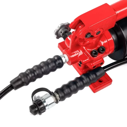 Помпа гидравлическая ручная КВТ ПМР-7035 объем маслобака 3.5 л (85140) купить в Ижевске