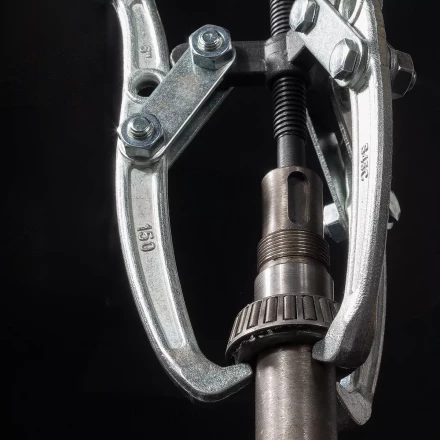 Съемник механический двухлапковый КВТ СМ-80Д серия ПРОФИ (82129) купить в Ижевске