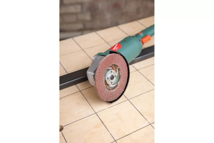 Круг Лепестковый Торцевой (КЛТ) HAMMER КЛТ 1 Ф125х22 Р60 213-025 купить в Ижевске