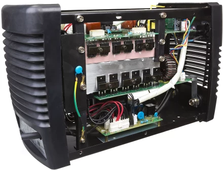 Инвертор ЗУБР сварочный, электр. 1,6-3,2 мм, А20-140, 1*220В ЗАС-140 купить в Ижевске